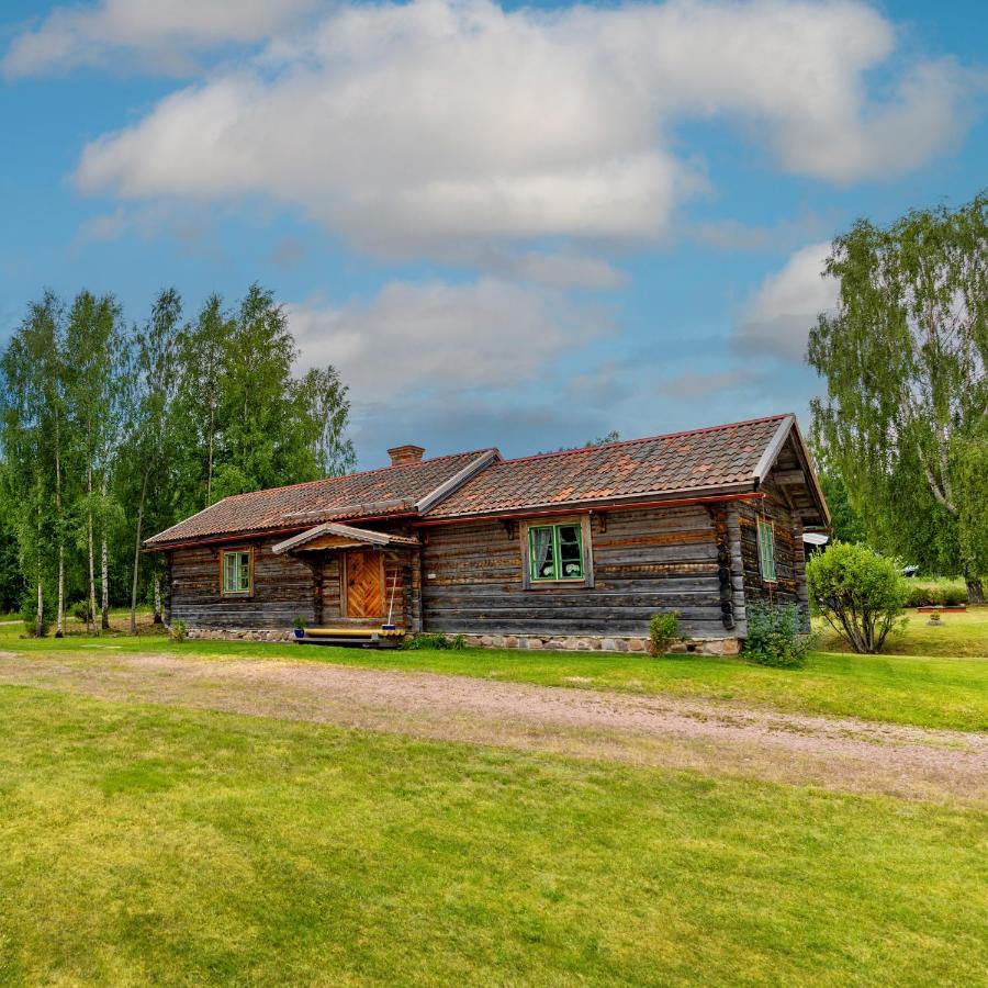 Traditionell Timmerstuga - Mora, Gesunda Solleron Exterior photo